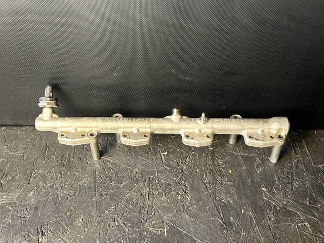 Розподільник палива 13538665633 BMW