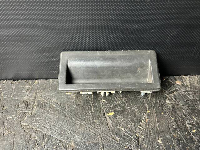Ручка багажника 5N0827566T VAG