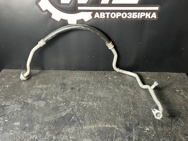 Шланг кондиціонера, від випарника до компресора 5Q0816743C VAG