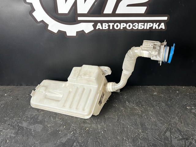 Бачок омивача лобового скла 5Q0955453T VAG