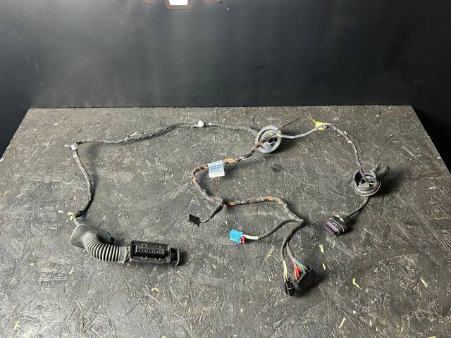 Джгут проводів передньої двері 8V4971030G VAG