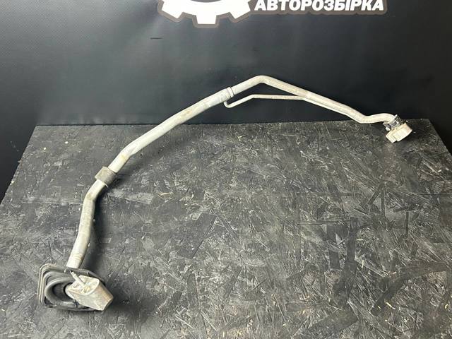 Трубопроводи 8W0816738Q VAG