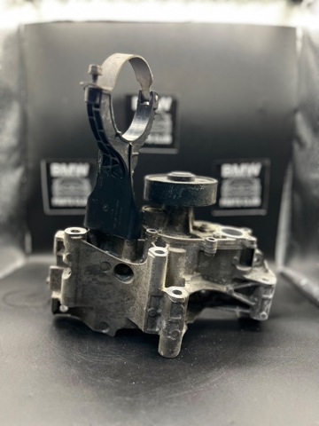 Насос системи охолодження 11518650988 BMW
