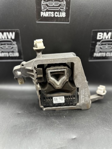 Права подушка мотора 22118835566 BMW