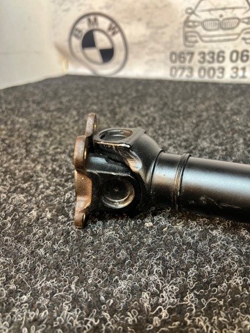 Вал карданний переднього моста 26209452673 BMW