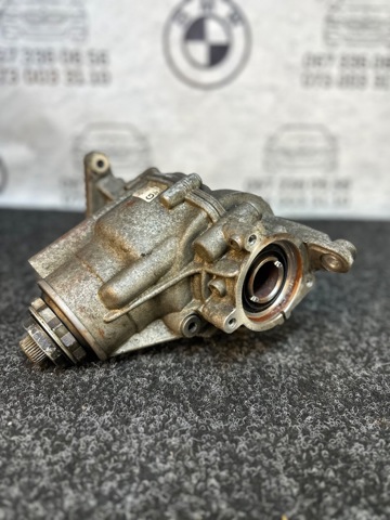 Роздавальна коробка 27107646889 BMW