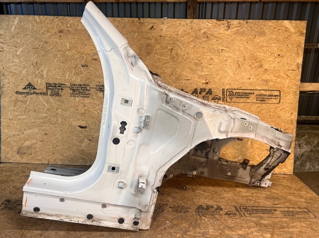 Отвір передніх правих дверей 41007494062 BMW