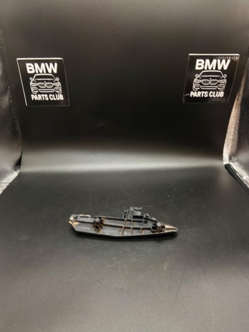 Напрямна переднього бампера, права 51117399982 BMW