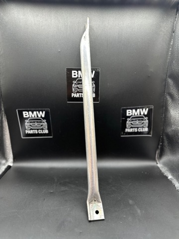 Балка бампера переднього 51647421989 BMW