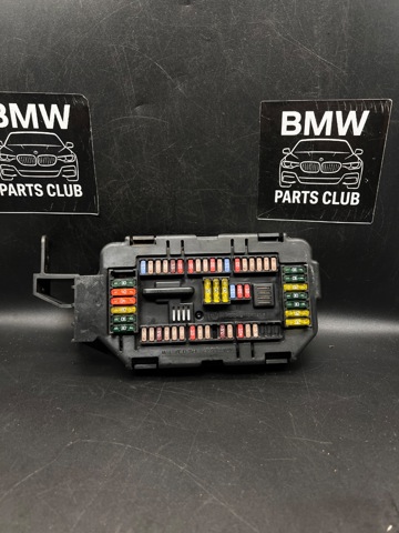 Корпус запобіжників BMW 3