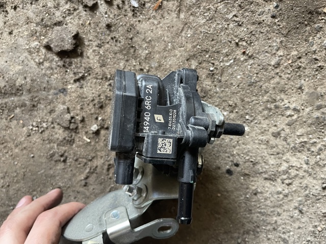 Водяний насос охолодження електро додатковий 149406RC2A NISSAN