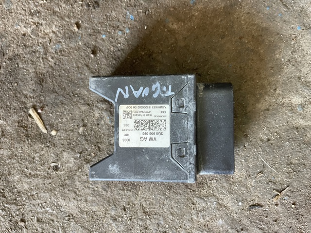 Модуль керування (ЕБУ) паливного насосу 3Q0906093 VAG