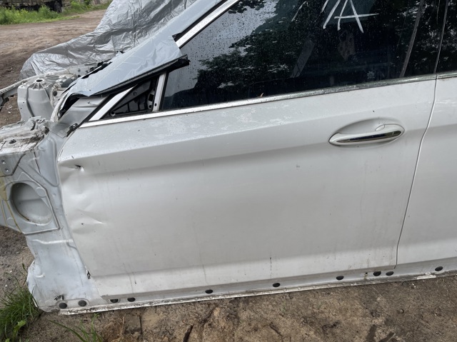 Двері кабіни 41007408961 BMW