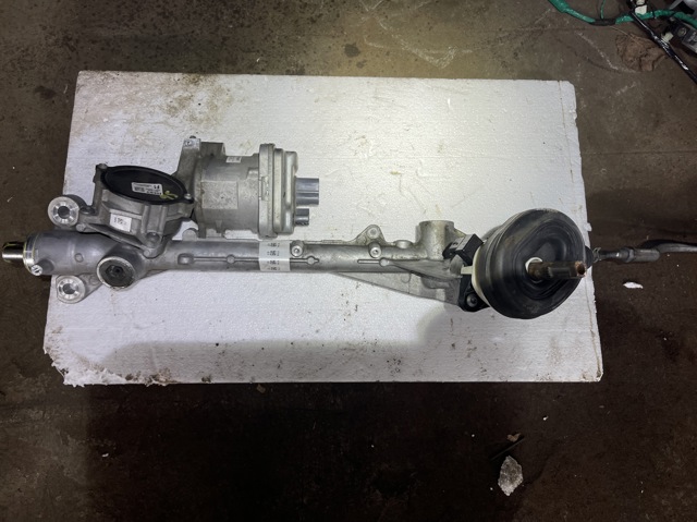 Рульова рейка 490016RR2B NISSAN
