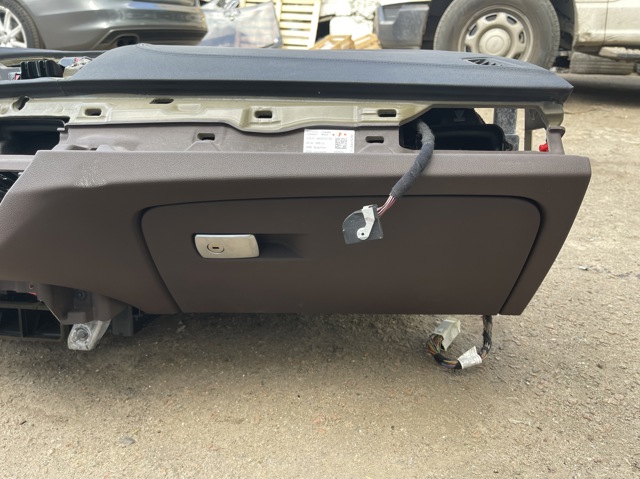 Передня панель 51459868753 BMW