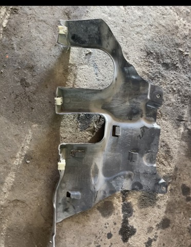 Захисний кожух кермового механізму 51757340192 BMW