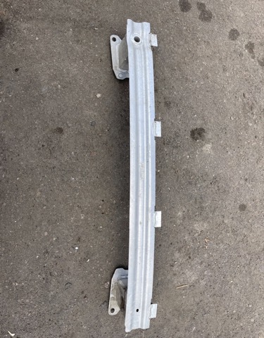 Швелер бампера 8W0807309C VAG