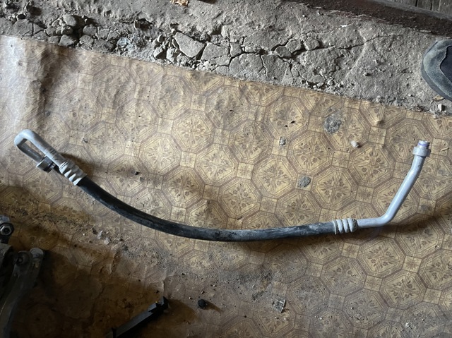 Трубопроводи 8W0816743BP VAG