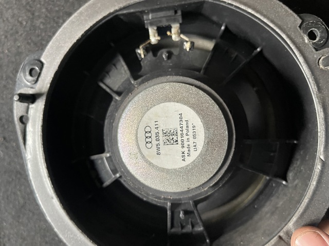 Динамік задньої двері 8W5035411 VAG