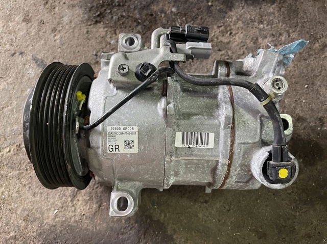 Компресор кондиціонера 926006RC0B NISSAN