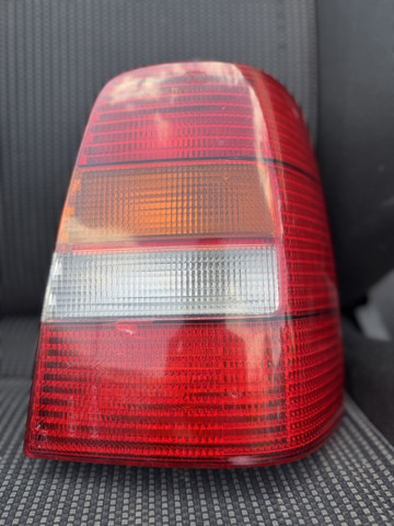 Ліхтар задній правий Volkswagen Golf 3