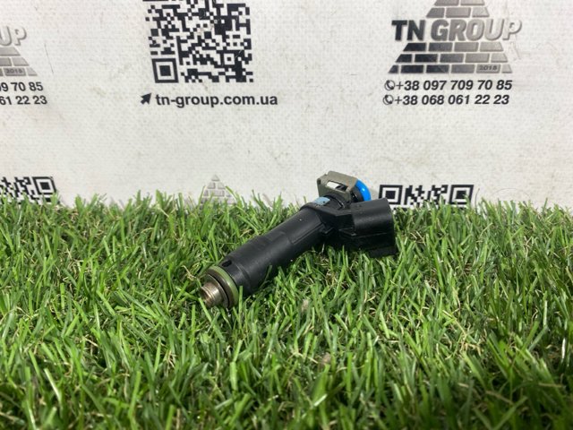 Форсунка паливна 04593986AB CHRYSLER
