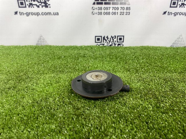 Клапан електромагнітний положення (фаз) розподільного валу 06J109259C VAG