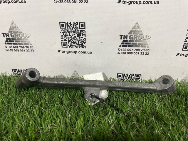 Кронштейн впускного колектора 06L129723C VAG