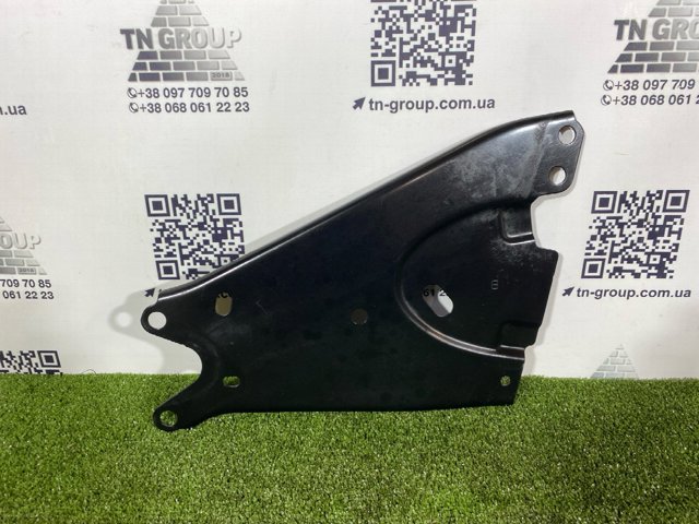 Кронштейн передньої балки 20107FL000 SUBARU