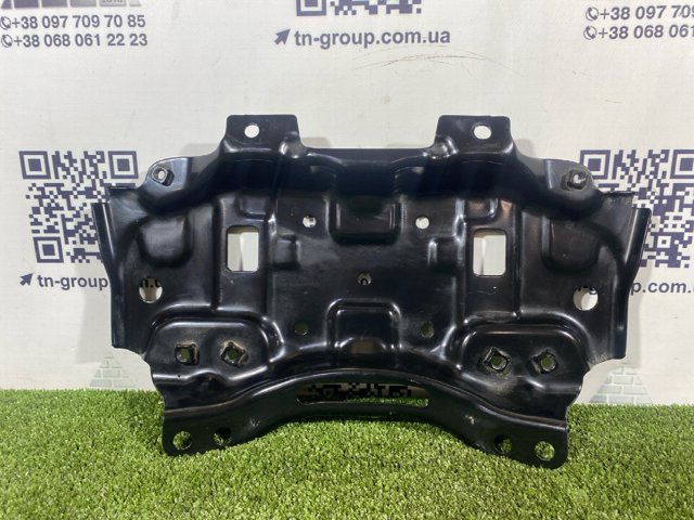 Кронштейн передньої балки 20107FL020 SUBARU