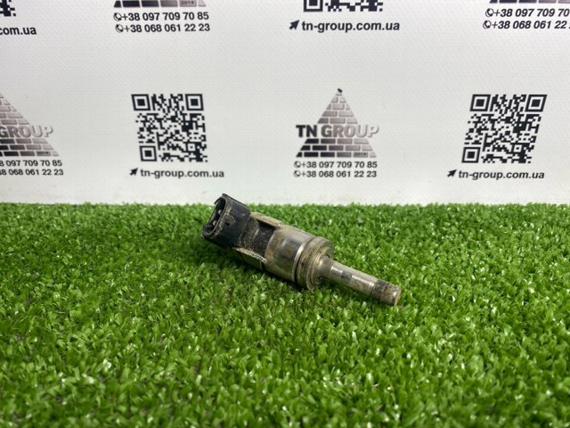 Форсунка дизельна в зборі, розпилювач + тримач 23250F0010 TOYOTA