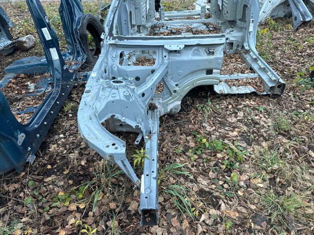 Лонжерон рами передній правий 41007486608 BMW
