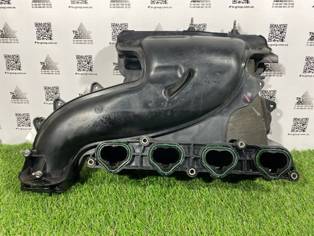 Колектор впускний 4627937AG CHRYSLER