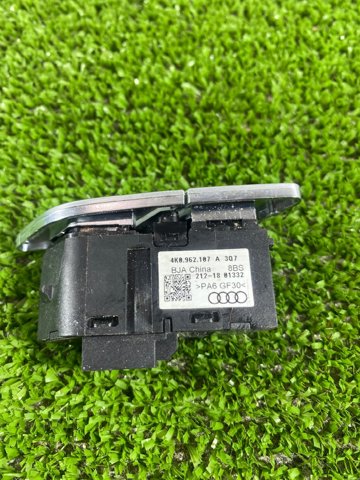 Прилади управління блокуванням замків 4K0962107A3Q7 VAG