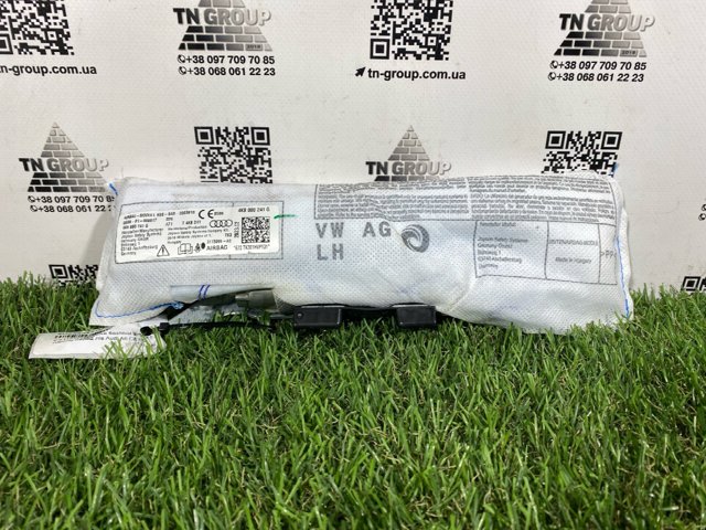 Подушка Айрбег спинки сидіння лівого 4K8880241G VAG