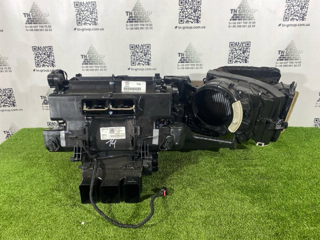 Корпус печі в зборі 4M0820356 VAG