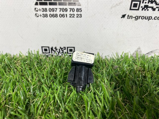 Датчик температури повітря в салоні 4N0820541 VAG
