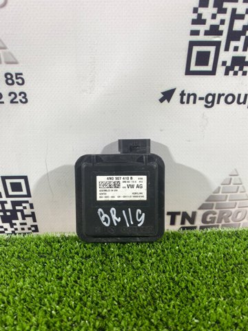 Блок управління системою відкривання воріт гаража 4N0907410B VAG