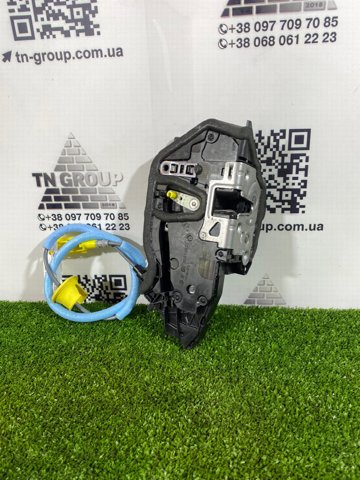 Замок двері правої передньої 51217956142 BMW