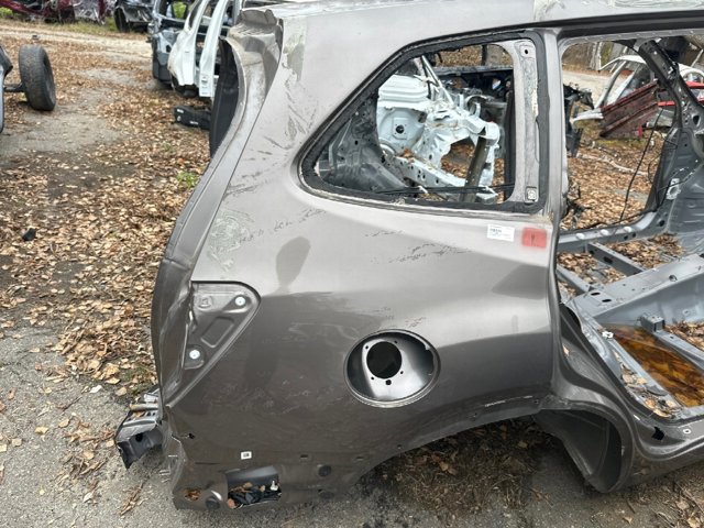 Бічна частина задні праві 51439SJ0009P SUBARU