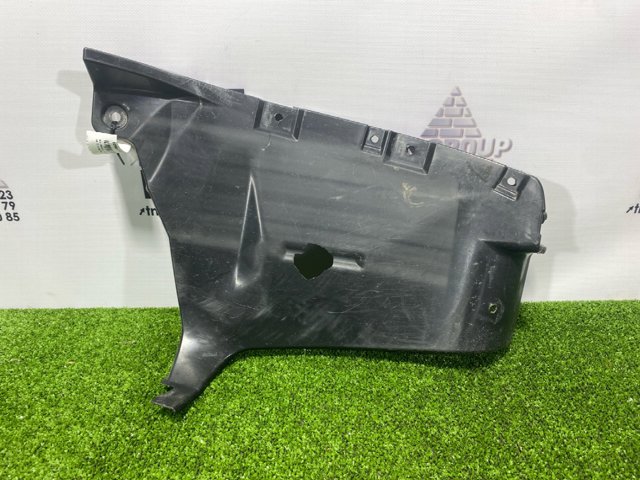 Захист заднього бампера 5259247100 TOYOTA