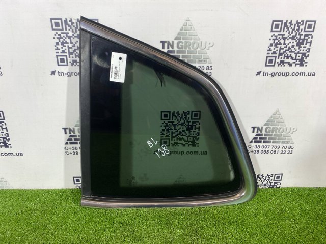 Скло багажного відсіку, ліве 5NN845041ENVB VAG