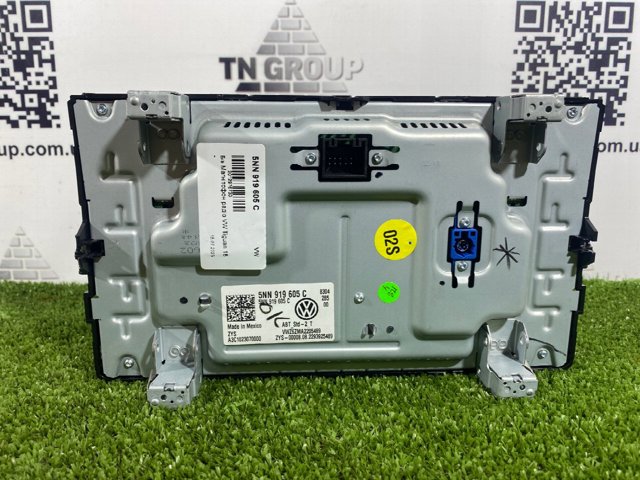 Дисплей бортового комп'ютера 5NN919605C VAG