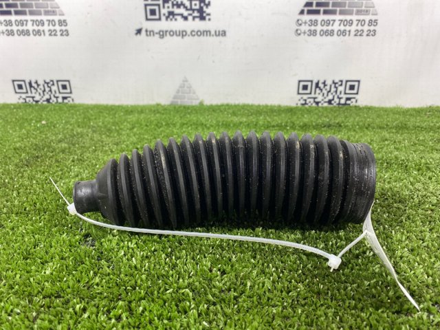 Пильник рульової Ауді Ку 3