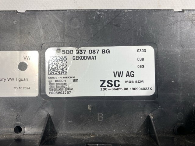 Блок управління комфорту 5Q0937087BG VAG