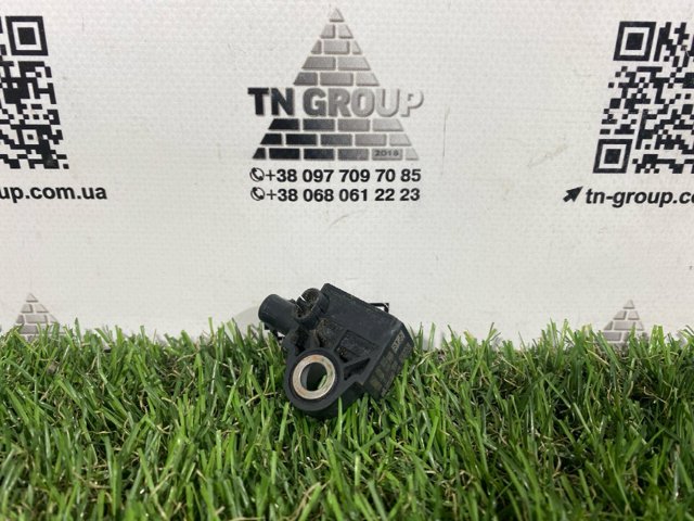 Датчик AIRBAG передній 5Q0959651B VAG