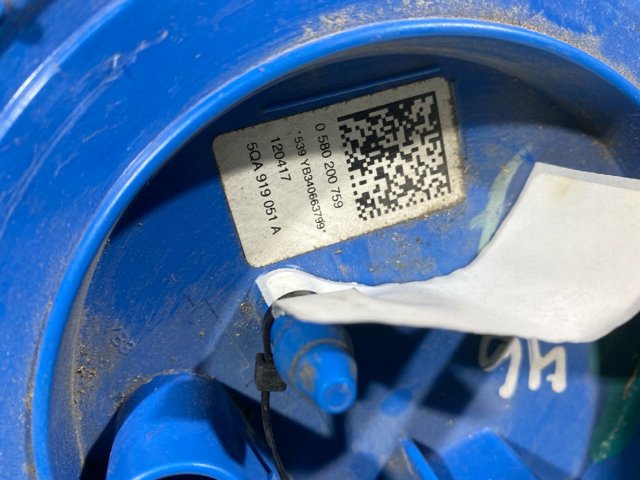 Модуль паливного насосу, з датчиком рівня палива 5QA919051A VAG