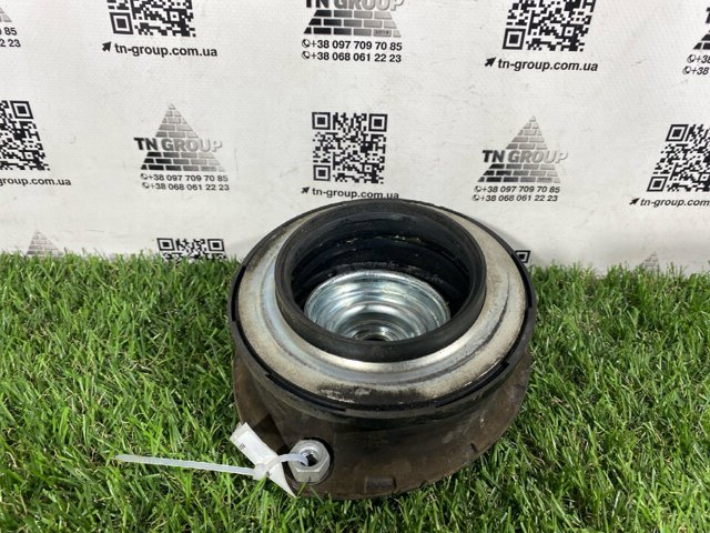 Опора стійки амортизатора переднього 5QM412331A VAG