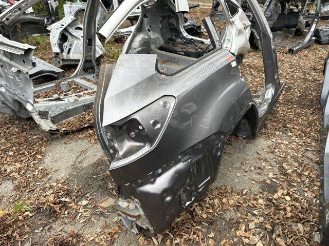 Бічна частина задні праві 616110E090 TOYOTA