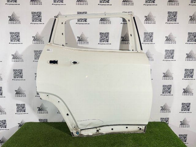 Двері задні в зборі 68246268AA CHRYSLER